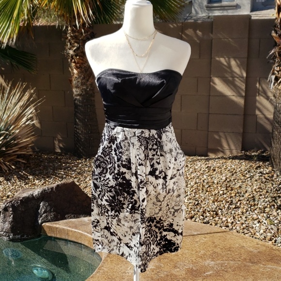Studio Y Dresses & Skirts - *FINAL PRICE* NEW Satin Dress w/ Pockets